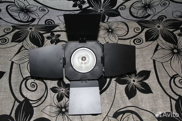 Студийный свет Studio Flash SS-110B, фильтры, соты