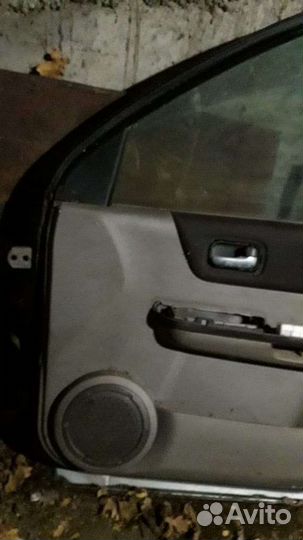 Двери nissan X-trail