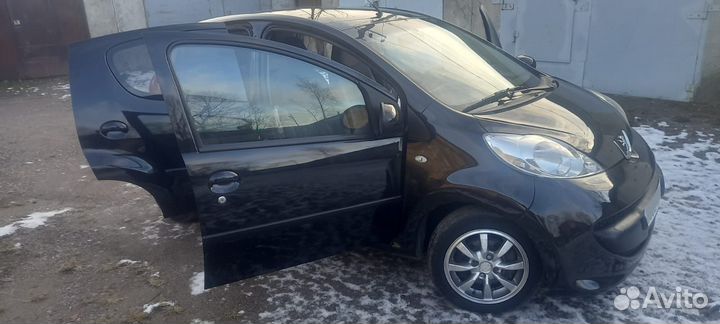 Peugeot 107 1.0 МТ, 2007, 173 000 км