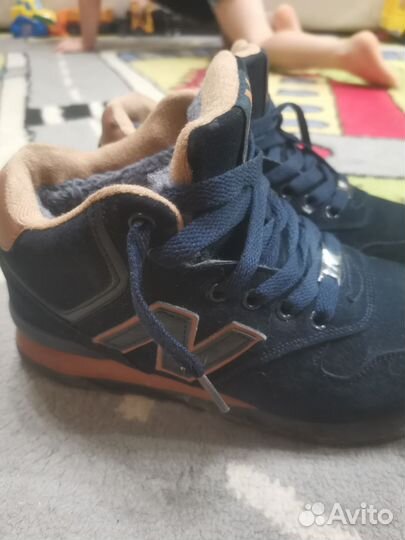 Кроссовки зимние 38 размер