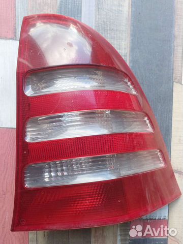 Задний фонарь mercedes w203