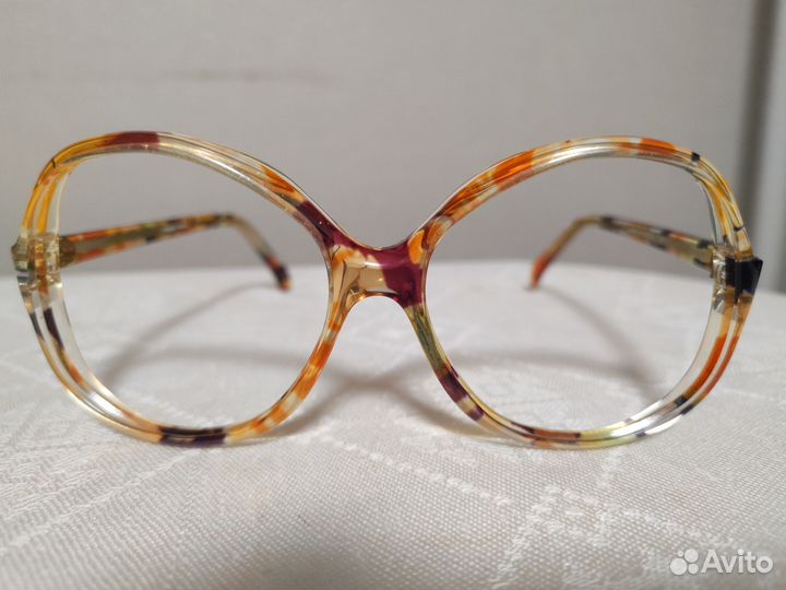 Оправа пластиковая винтажная