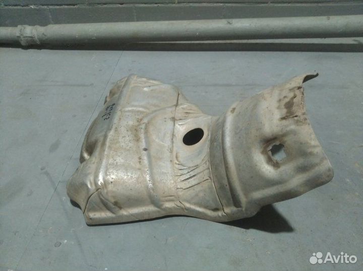 Тепловой экран Ford Focus 2 седан 1.8 2006