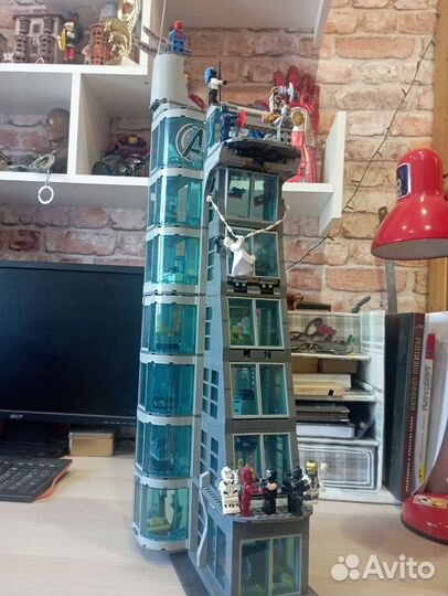 Lego avengers Нападение на башню мстителей