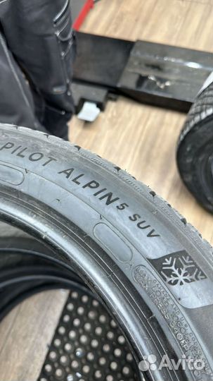 Michelin Pilot Alpin 5 275/40 R21