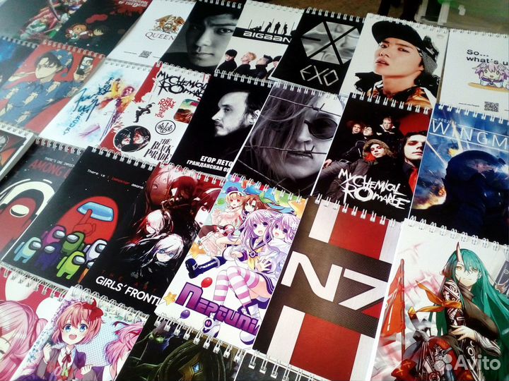 Блокноты, значки и постеры на заказ