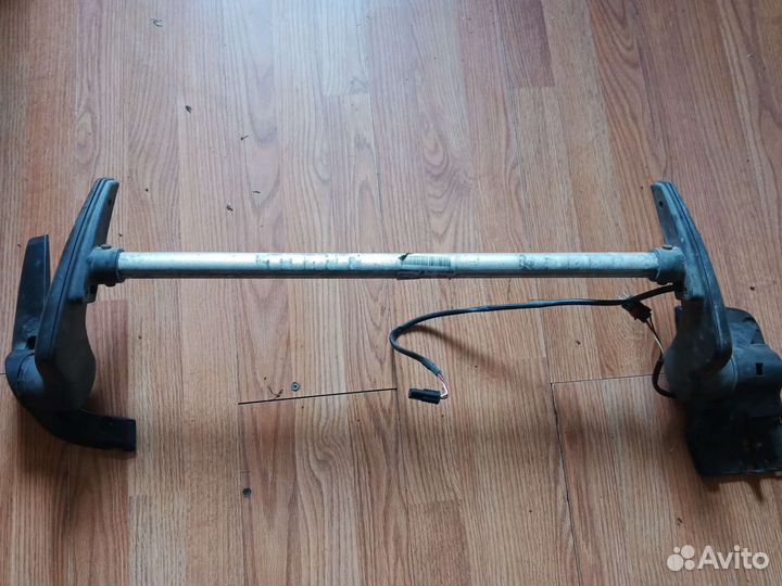 Кронштейн зеркало ман