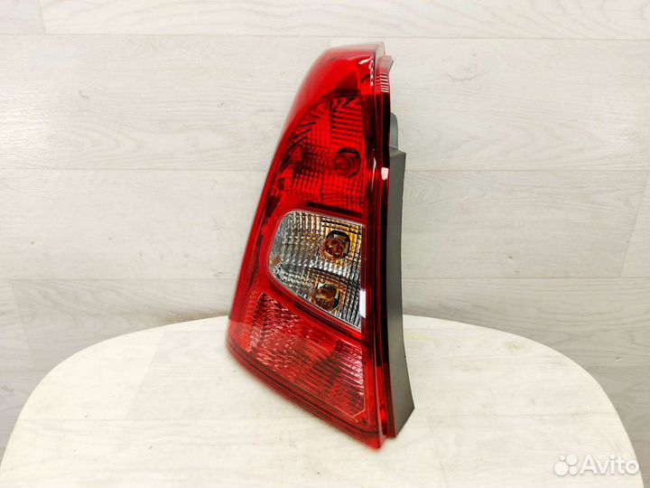 Фонарь задний левый Renault Logan 2009-2015
