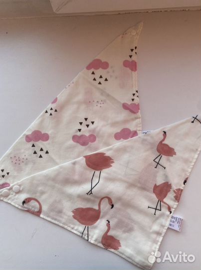 Слюнявчики/ нагрудник