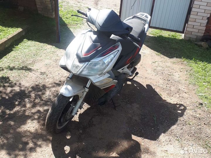 Продам скутер