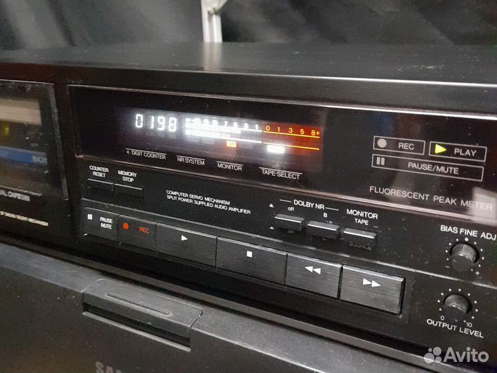 Дека кассетная Denon DR-M22