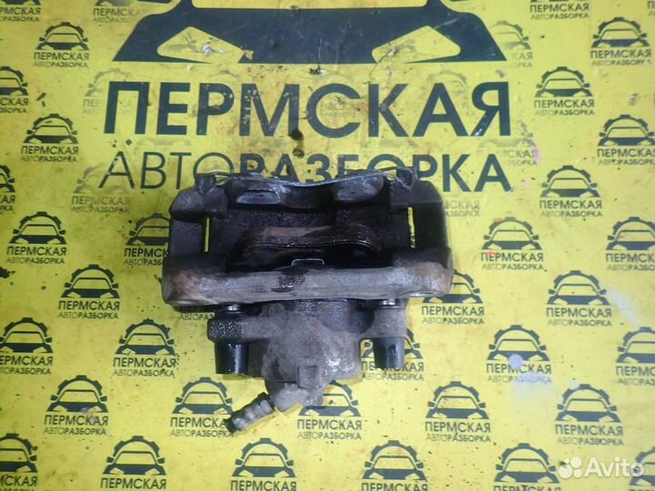 Суппорт передний правый Renault Megane II