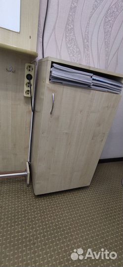 Зеркало +тумбы