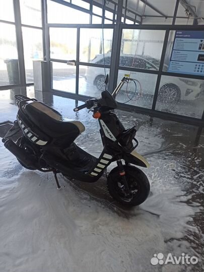 Продаю скутер