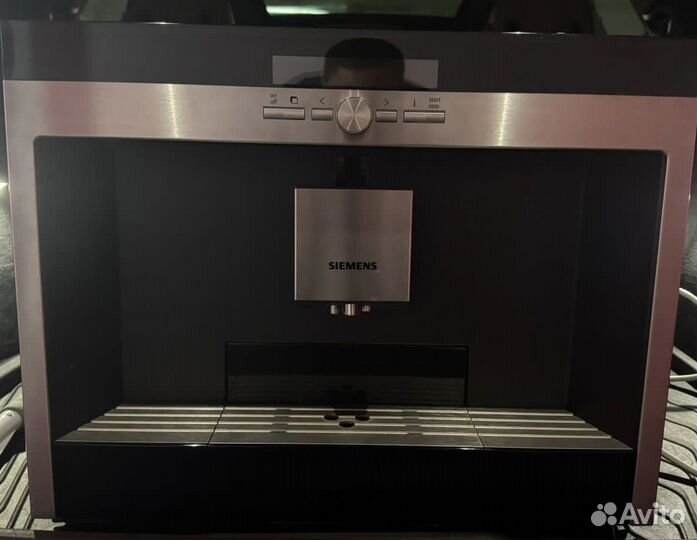 Встраиваемая кофемашина siemens TK76K573