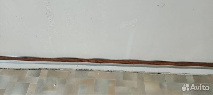 Алюминиевый карниз