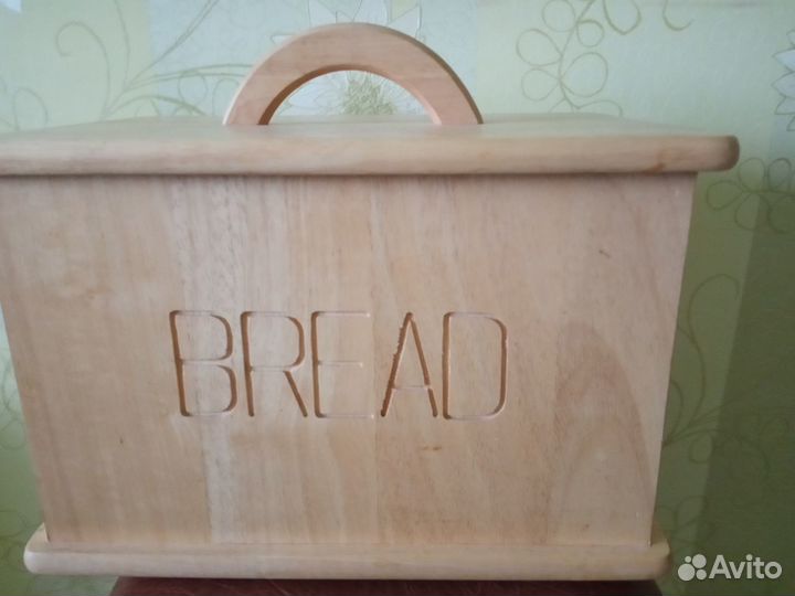 Хлебница из дерева, 