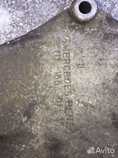 Кронштейн генератора Мерседес 210