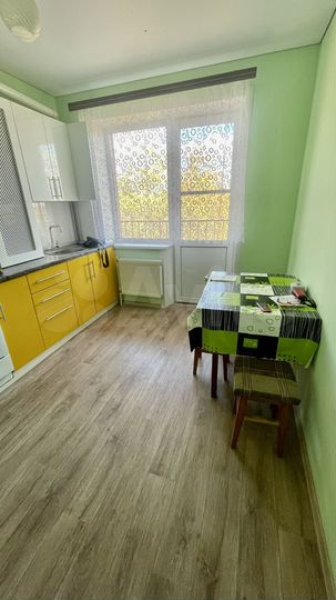1-к. квартира, 30 м², 3/3 эт.