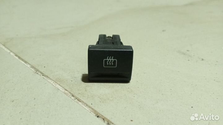 Кнопка обогрева заднего стекла LADA Priora