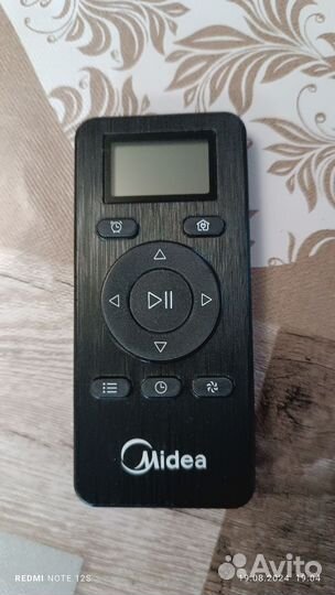 Робот пылесос midea vcr03w