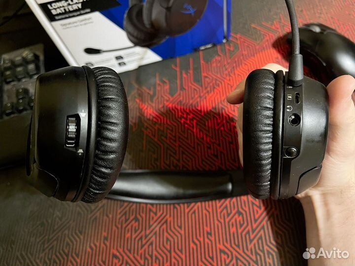 Наушники HyperX Cloud Flight Wireless