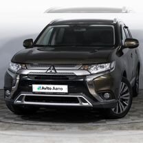 Mitsubishi Outlander 2.0 CVT, 2019, 94 634 км, с пробегом, цена 2 209 000 руб.