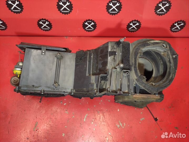 Корпус отопителя (печки) Cherokee XJ 1984-1996