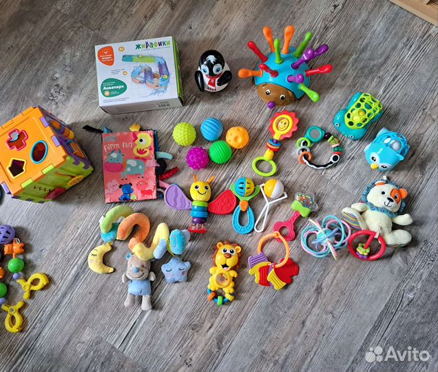 Развивающие игрушки. Книжка и мягкая змейка