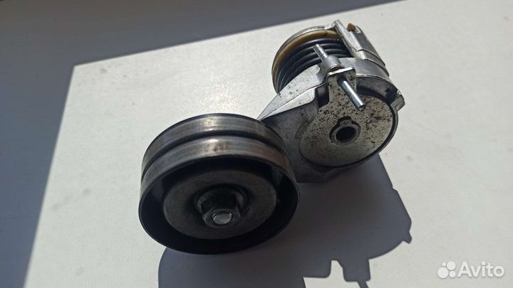 Натяжитель приводного ремня bca 1.4 golf 4