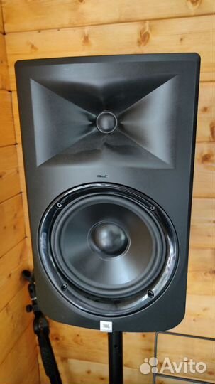 2 Колонки JBL lsr 308