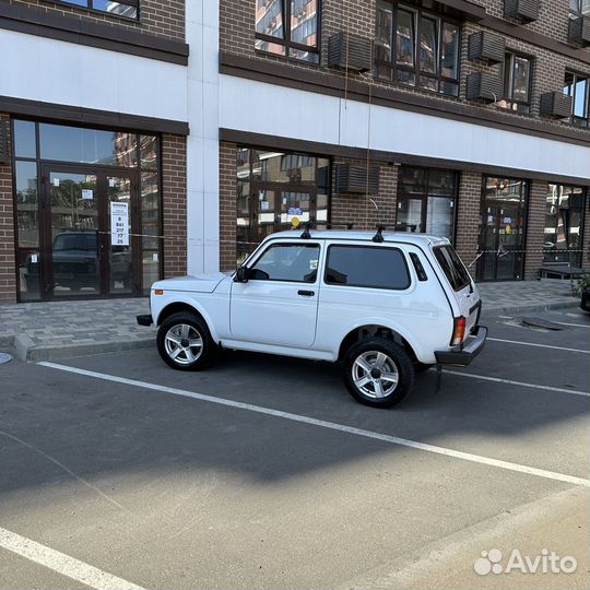 LADA 4x4 (Нива) 1.7 МТ, 2023, 14 124 км