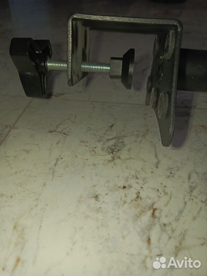 Кронштейн для монитора