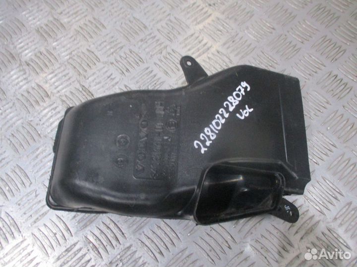 Воздуховод Volvo 84031361