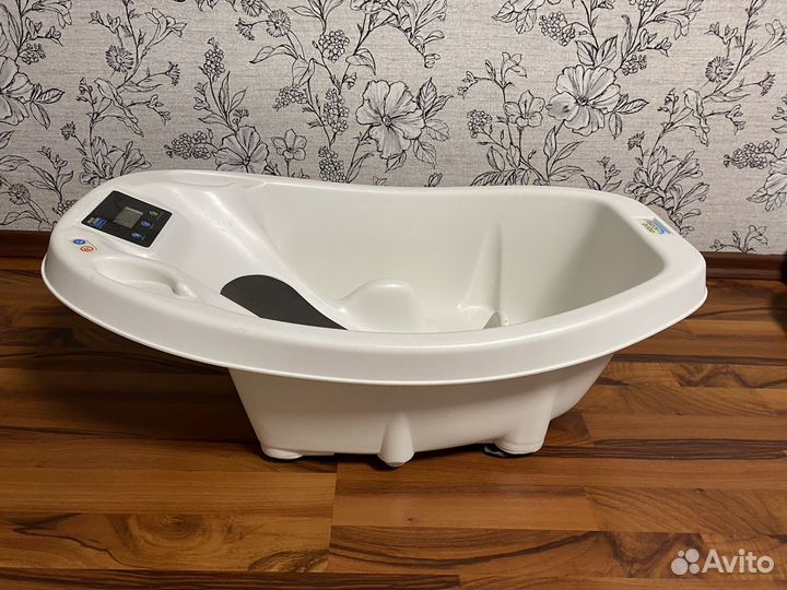 Ванна на подставке