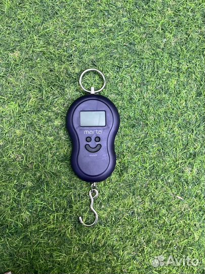 Marta MT-1638 черный жемчуг весы безмен электронны