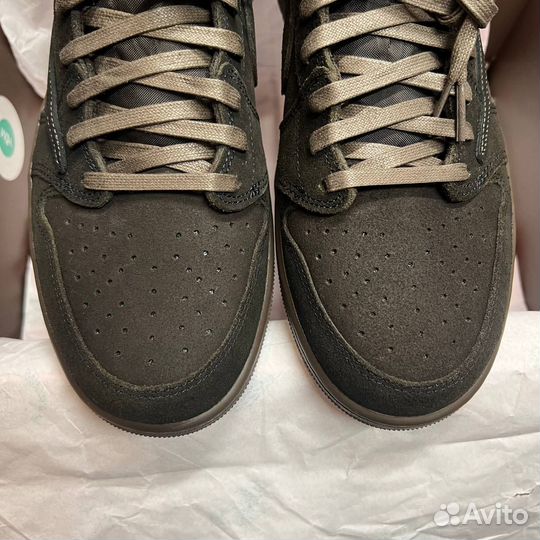 Travis Scott x Jordan 1 Low Velvet Brown (10.5us)