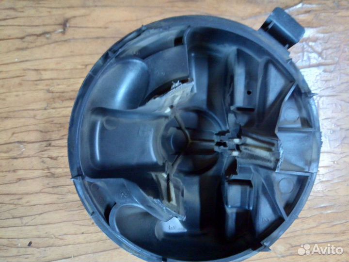 Задняя крышка электродвигателя Valeo отопителя сал