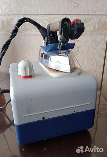 Утюг с парогенератором профессиональный Silter