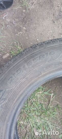 Goodyear 4x4 UG Ice Navi 215/65 R16