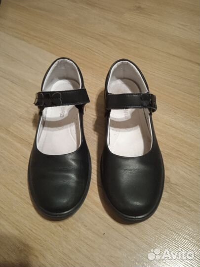 Кожаные туфли для девочки
