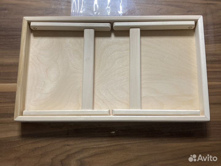 Поднос на ножках