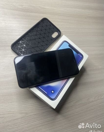 iPhone Xs, 64 ГБ