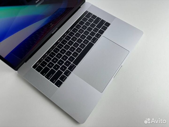 Мacвооk Pro 15 2019 i9/32GB/512SSD (гарантия)