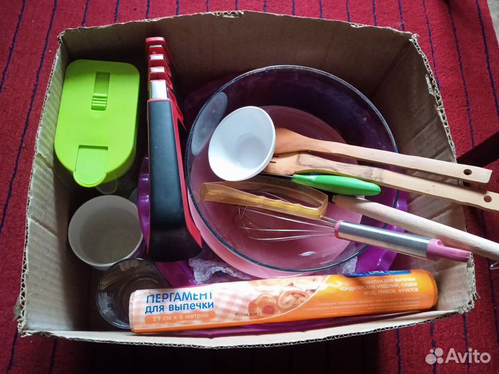 Посуда,тарелки, кружки,салатник