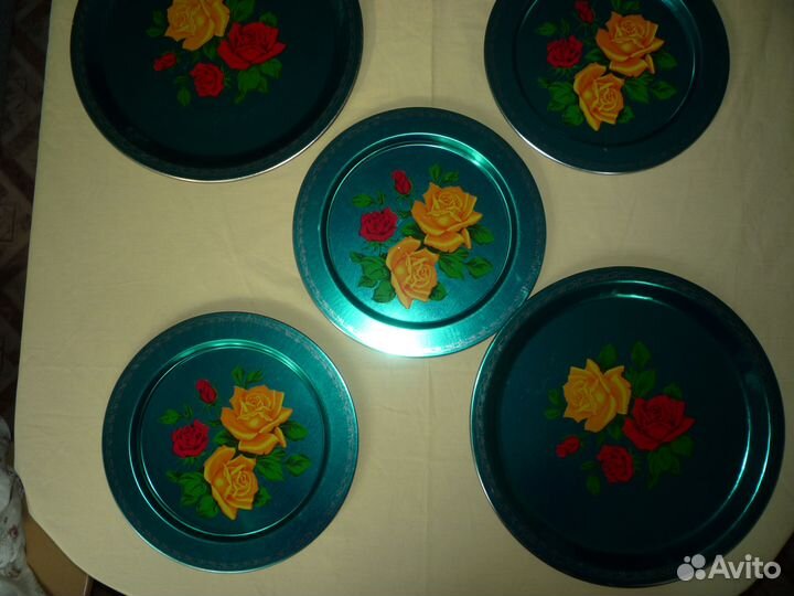 Жестяные подносы 90 - х годов