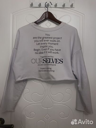 Свитер женский