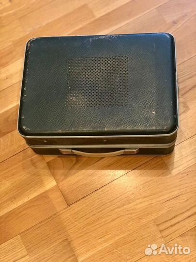 Проигрыватель Юность ретро для виниловых пластинок