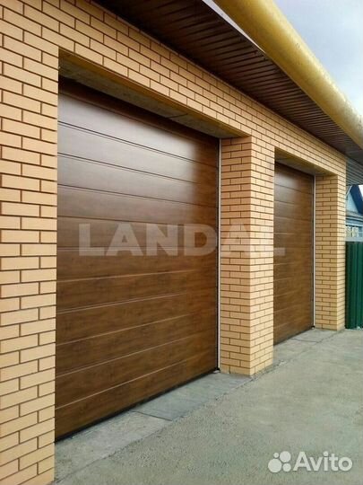 Секционные ворота