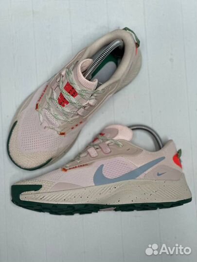Кроссовки Nike р36-41 розовые